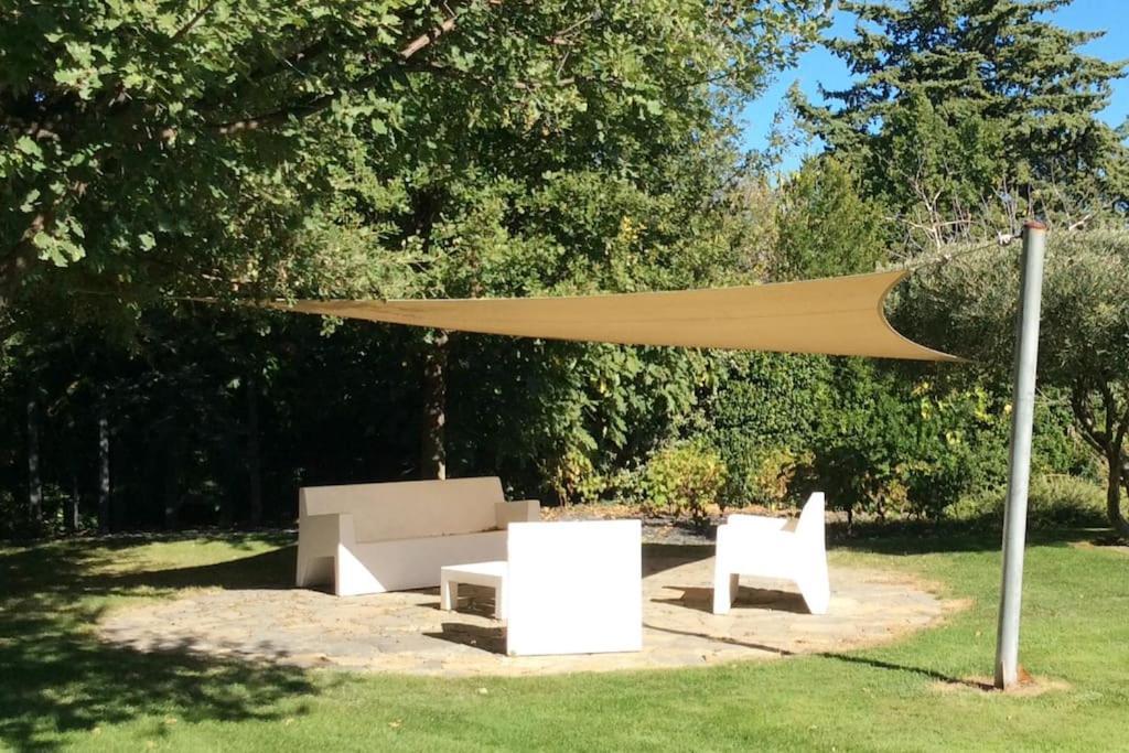 Bastide Languedocienne De Standing - Pezenas Le Clos De L'Amandier Dış mekan fotoğraf